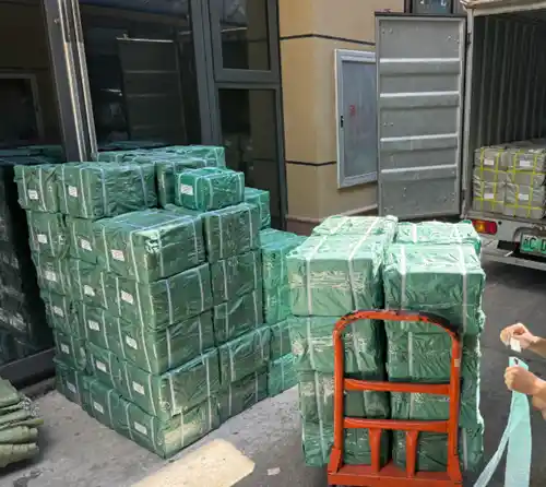 Zákaznická objednávka hardwaru Zabalená a připravená k odeslání